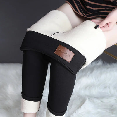 Women Pants Winter Fleece Thicken Pants Lamb Wool Outerwear Thermal High Waist Leggings Warm Slim Black Velvet Female Trousers