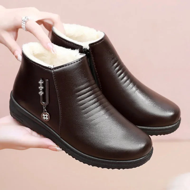 Leather Winter Boots Fashion Women Ankle Boots Plush Warm with Metal Mother Shoes Non-slip Short Boots Woman Botas De Mujer