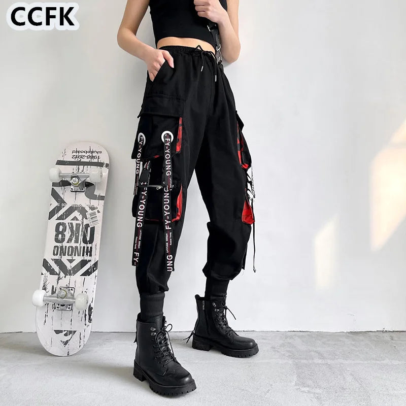 Emo Cargo Pants Women Aesthetic Harem Pants Punk Pockets Joggers Harajuku Femme Hiphop Trousers Techwear Y2k Egirl Clothes 2023