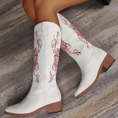 Retro Embroidery Low Heels Western Boots for Women Autumn Pointed Toe Cowboy Boots Woman Black Suede Knight Boots Plus Size 43