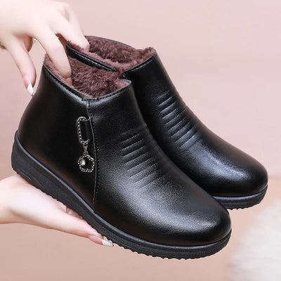 Leather Winter Boots Fashion Women Ankle Boots Plush Warm with Metal Mother Shoes Non-slip Short Boots Woman Botas De Mujer