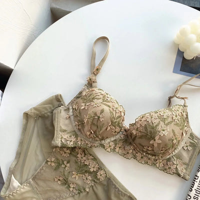 Light Luxury Underwear Women's Flower Embroidery Lace Steel Ring Top Support Small Chest Gather Insert Cushion Adjustment Bra