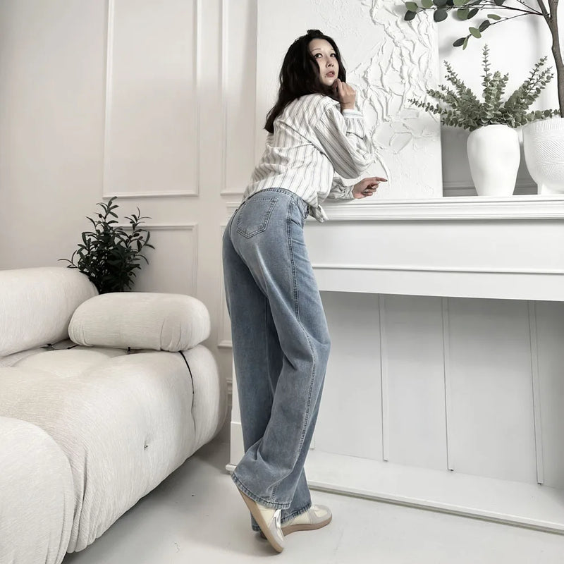 Wide Legged Denim Pants For Female Autumn Winter New Style High Waist Thicken Slim Fit Loose Fleece-lined Jeans For Women