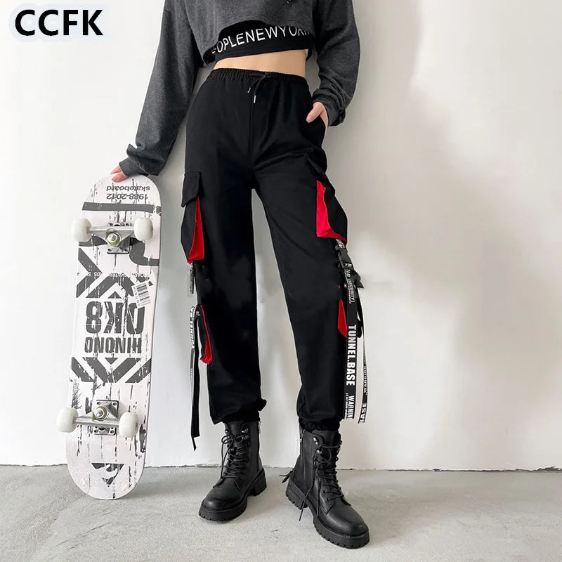 Emo Cargo Pants Women Aesthetic Harem Pants Punk Pockets Joggers Harajuku Femme Hiphop Trousers Techwear Y2k Egirl Clothes 2023