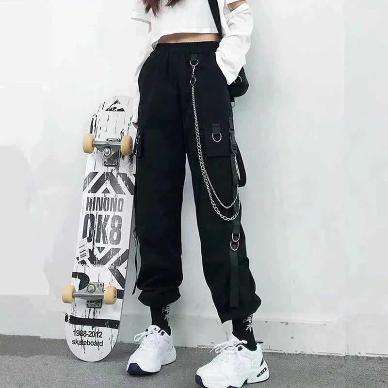 Emo Cargo Pants Women Aesthetic Harem Pants Punk Pockets Joggers Harajuku Femme Hiphop Trousers Techwear Y2k Egirl Clothes 2023