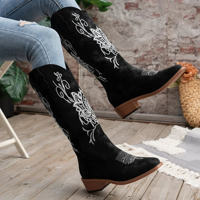 Retro Embroidery Low Heels Western Boots for Women Autumn Pointed Toe Cowboy Boots Woman Black Suede Knight Boots Plus Size 43