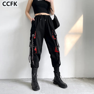 Emo Cargo Pants Women Aesthetic Harem Pants Punk Pockets Joggers Harajuku Femme Hiphop Trousers Techwear Y2k Egirl Clothes 2023