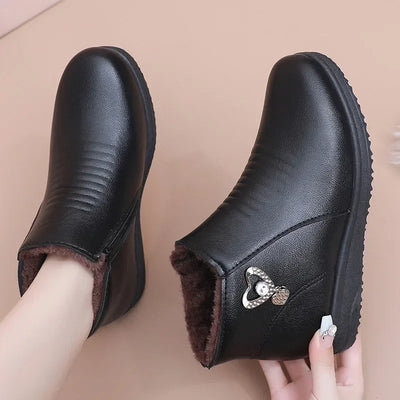 Leather Winter Boots Fashion Women Ankle Boots Plush Warm with Metal Mother Shoes Non-slip Short Boots Woman Botas De Mujer