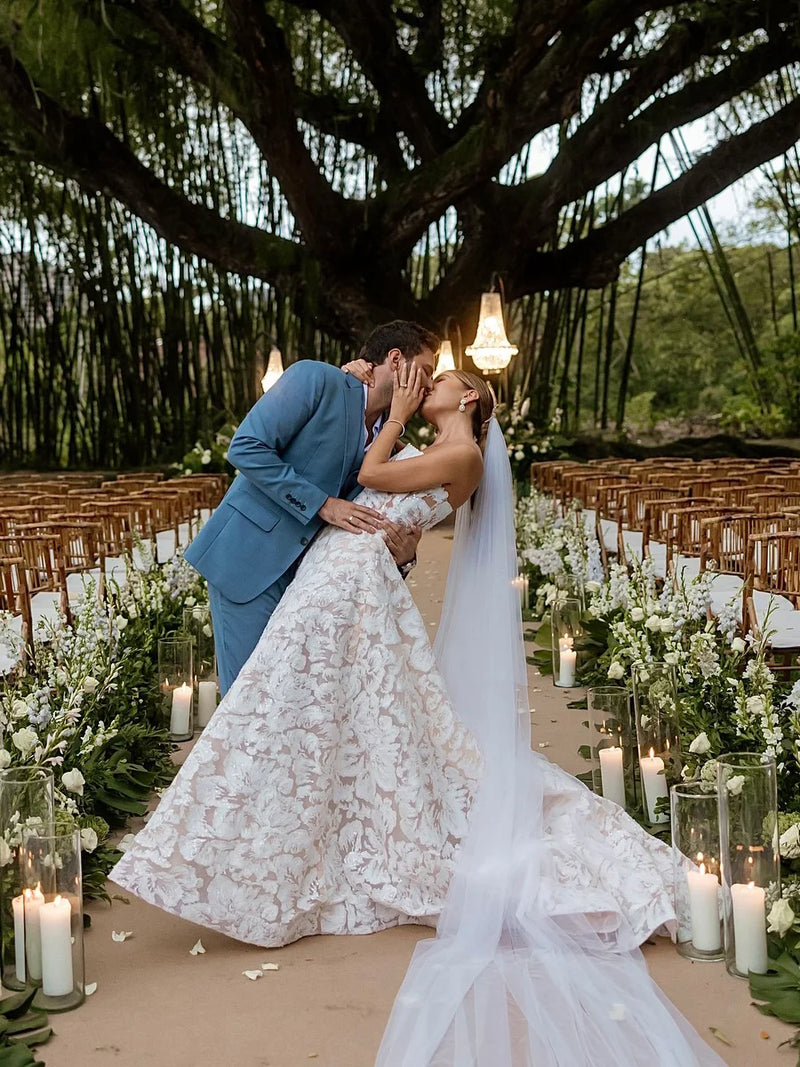 2024 Strapless Wedding Dress Featuring Stunning Lace Appliques and Floral  A-Line Silhouette Bridal Dress